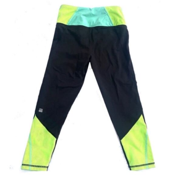 Victoria’s Secret Knockout Active Leggings - Picture 5 of 9